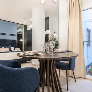 Apartamento Intimate In The Heart Of By Rems España